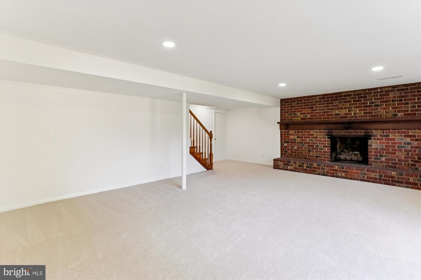 7810 College Lane photo 39