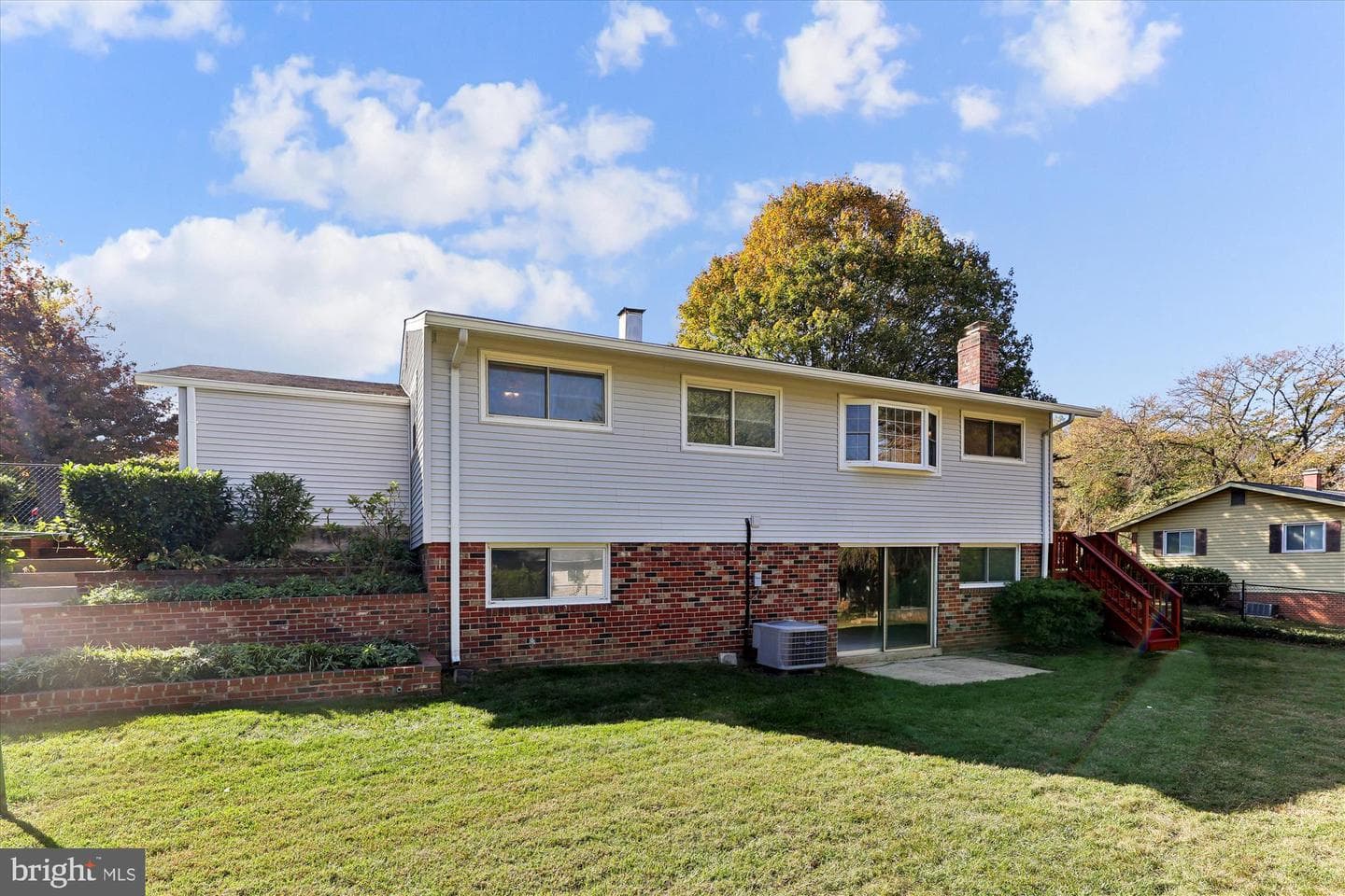 7810 College Lane photo 7