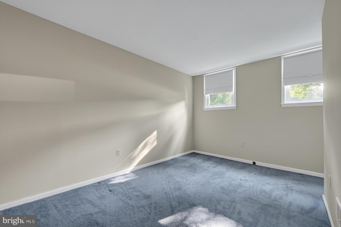 6013 Lamont Court photo 20
