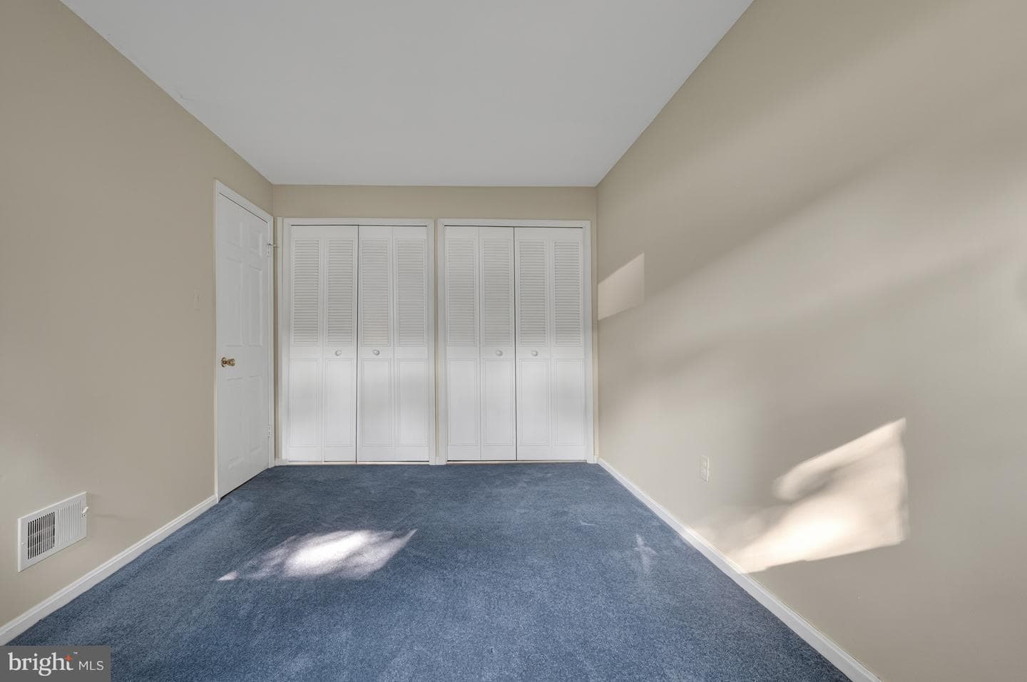 6013 Lamont Court photo 21