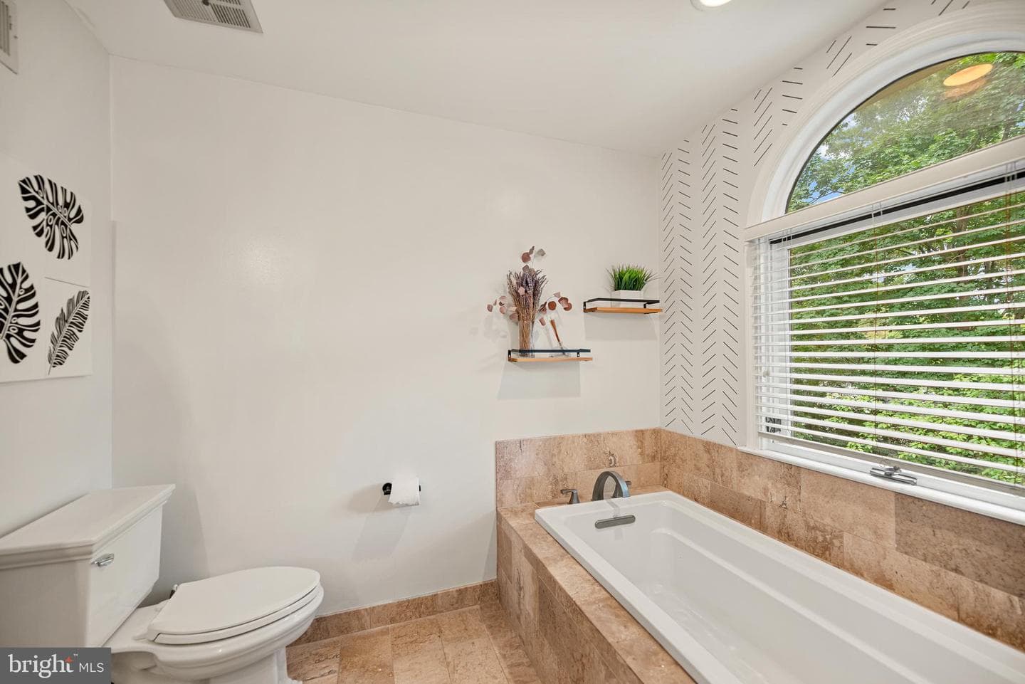7838 Roundabout Way photo 27