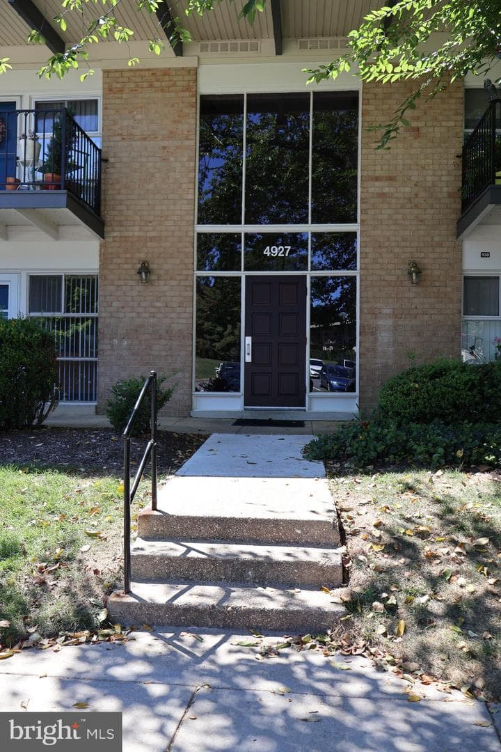 4927 Americana Drive #108 photo 6