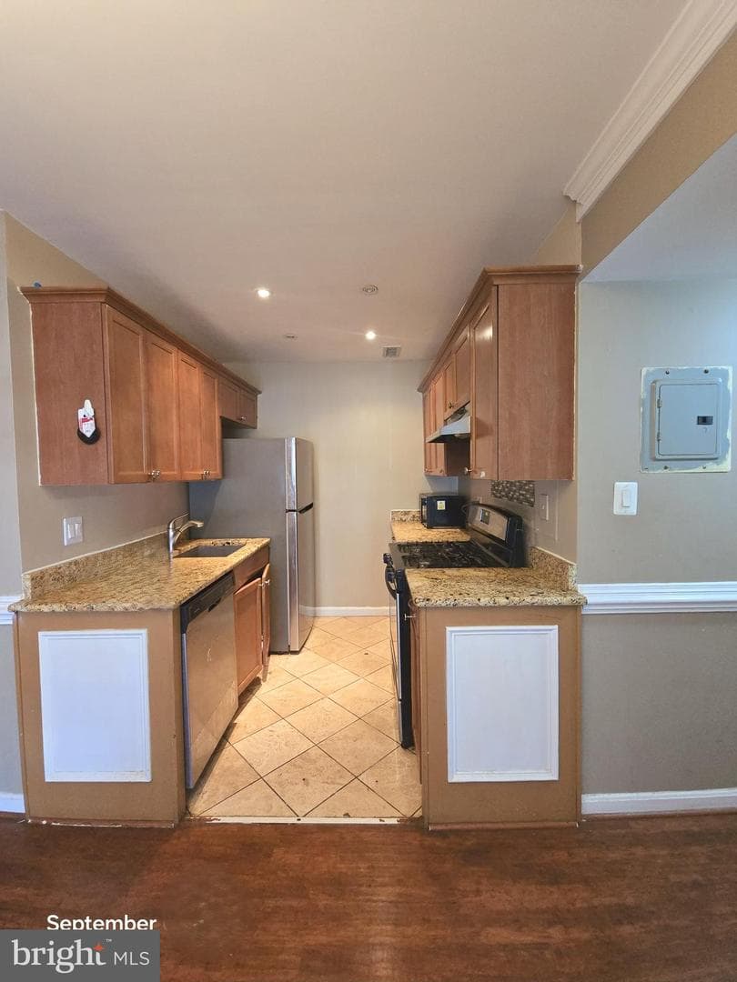 4927 Americana Drive #108 photo 9