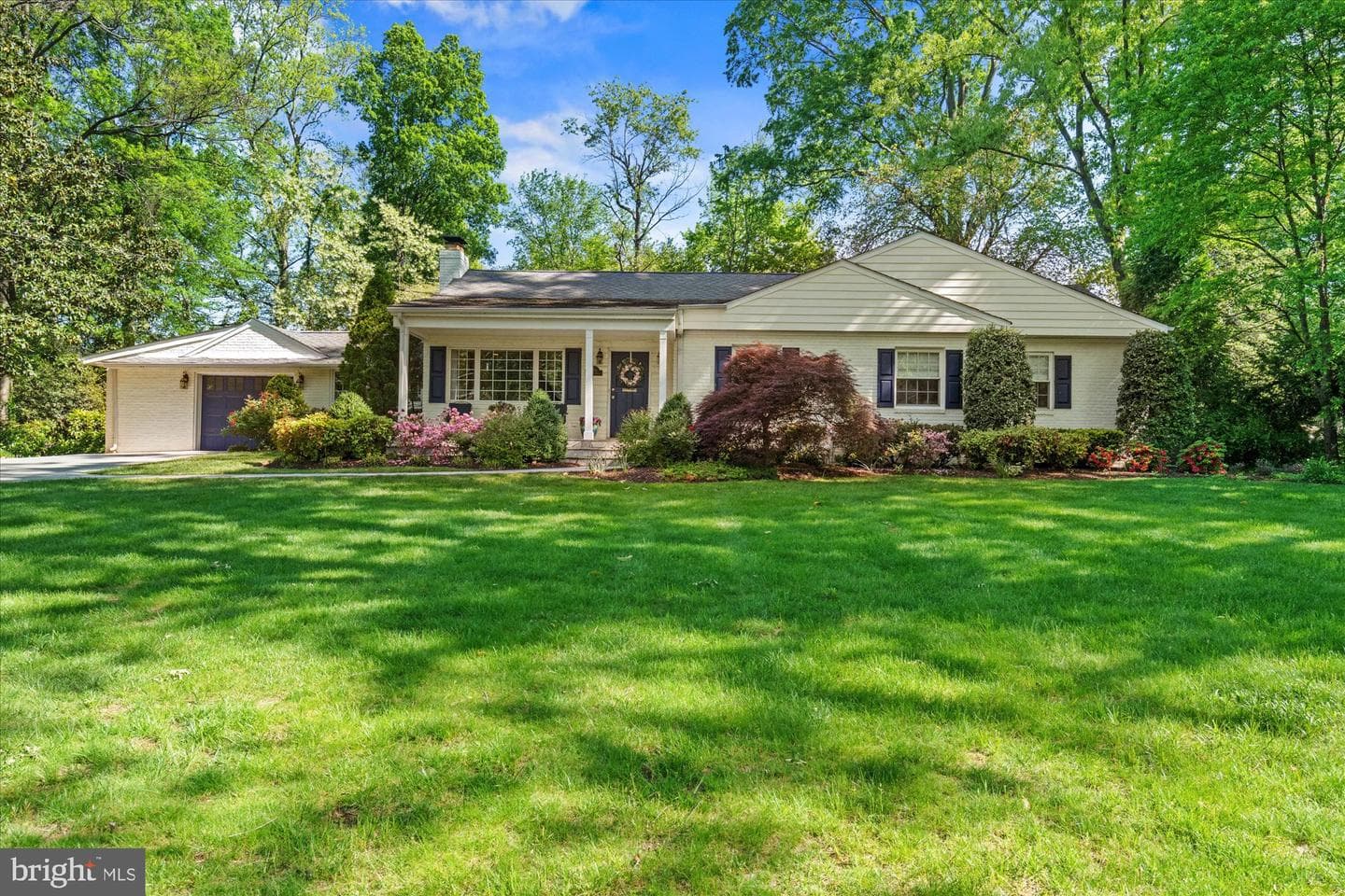 1104 Lyndale Drive photo 1