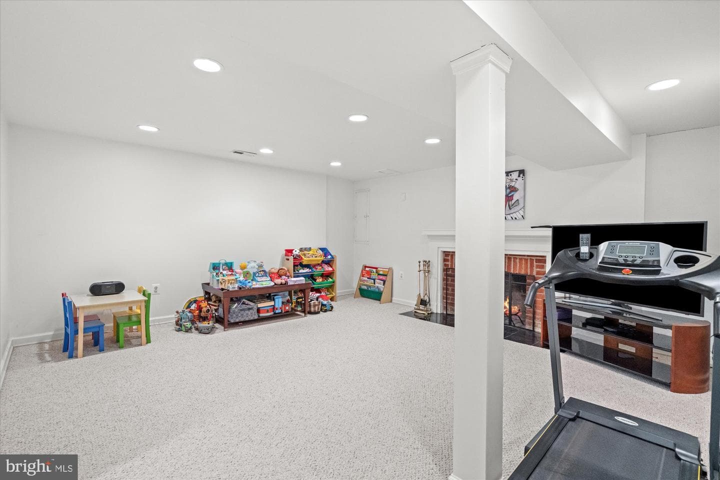 1104 Lyndale Drive photo 44
