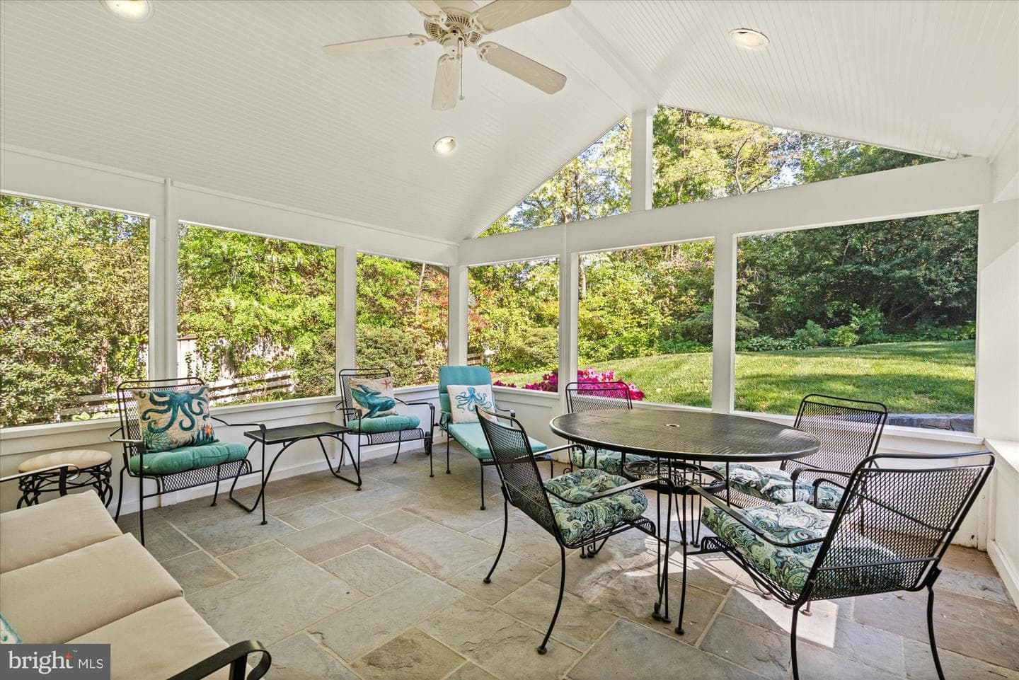 1104 Lyndale Drive photo 49