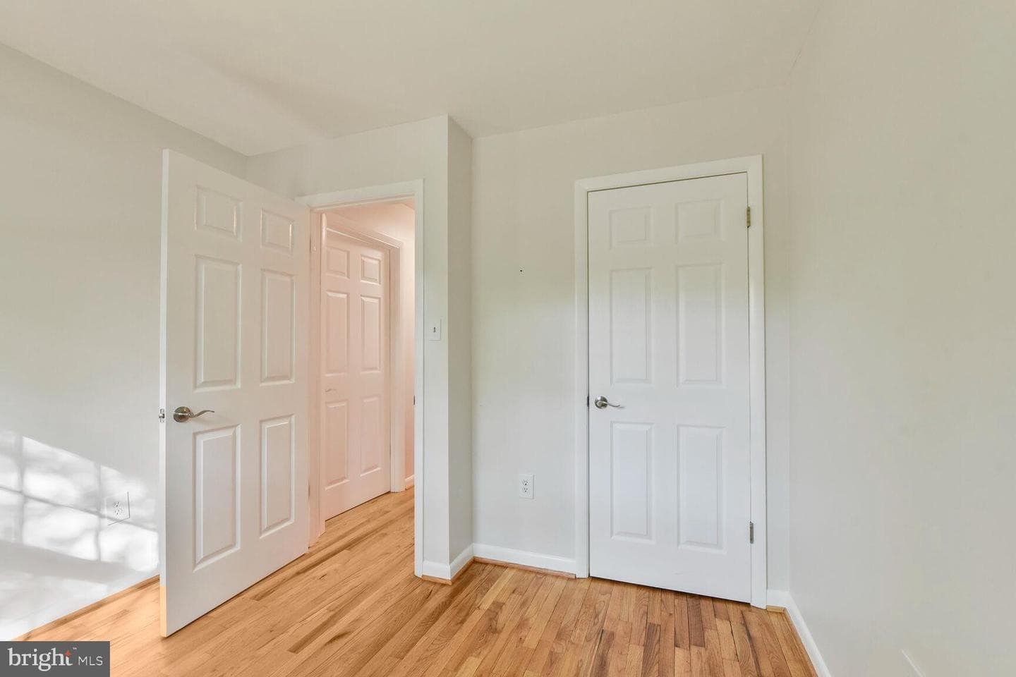 2241 Senseney Lane photo 30
