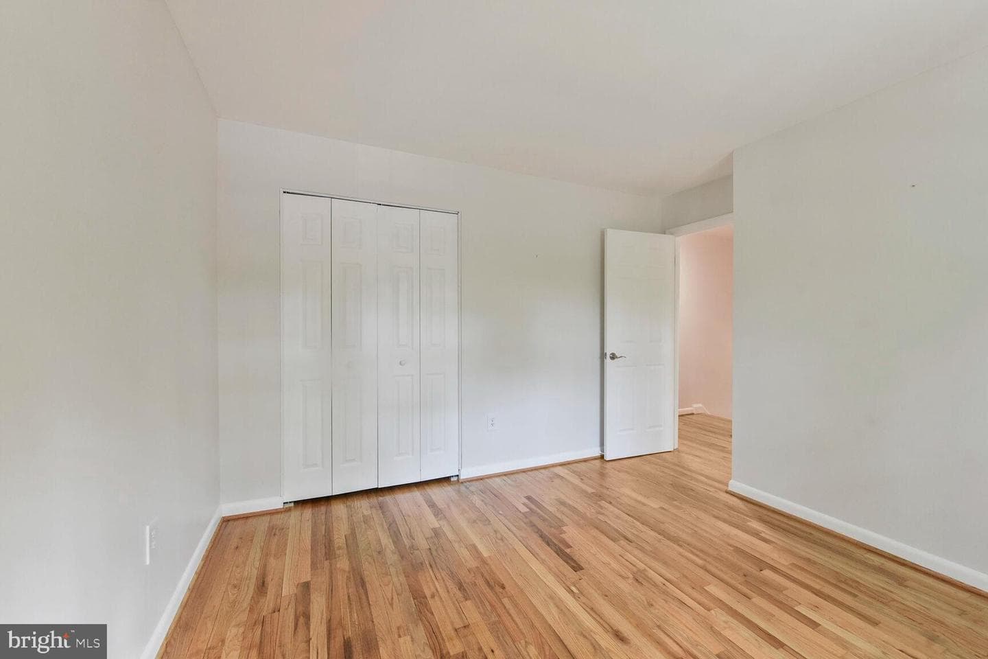 2241 Senseney Lane photo 32