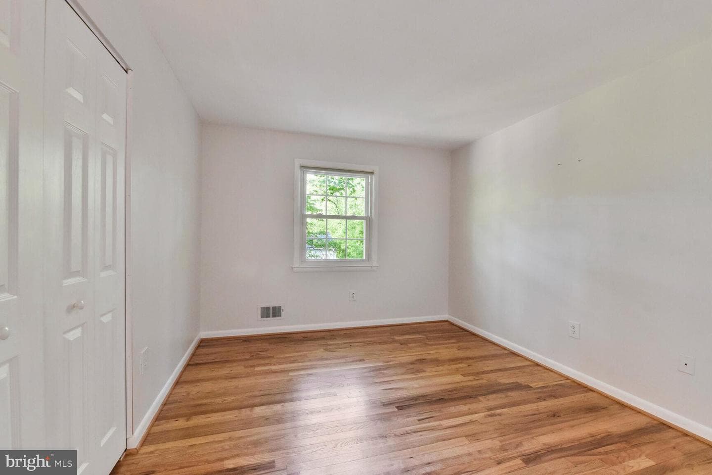 2241 Senseney Lane photo 34