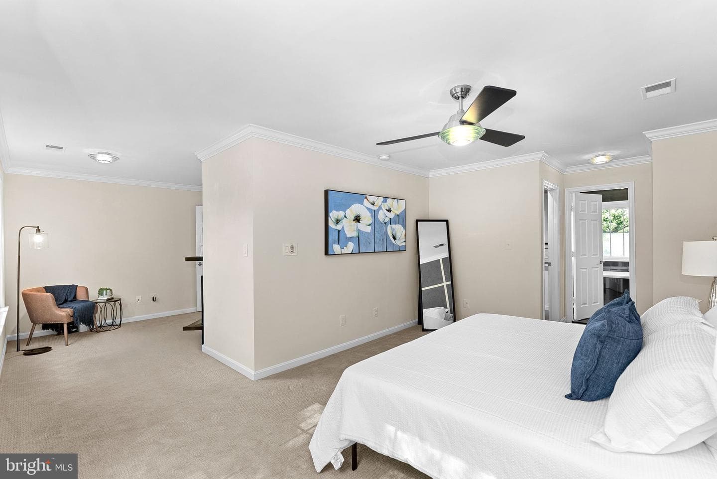 5570 Village Center Drive photo 35