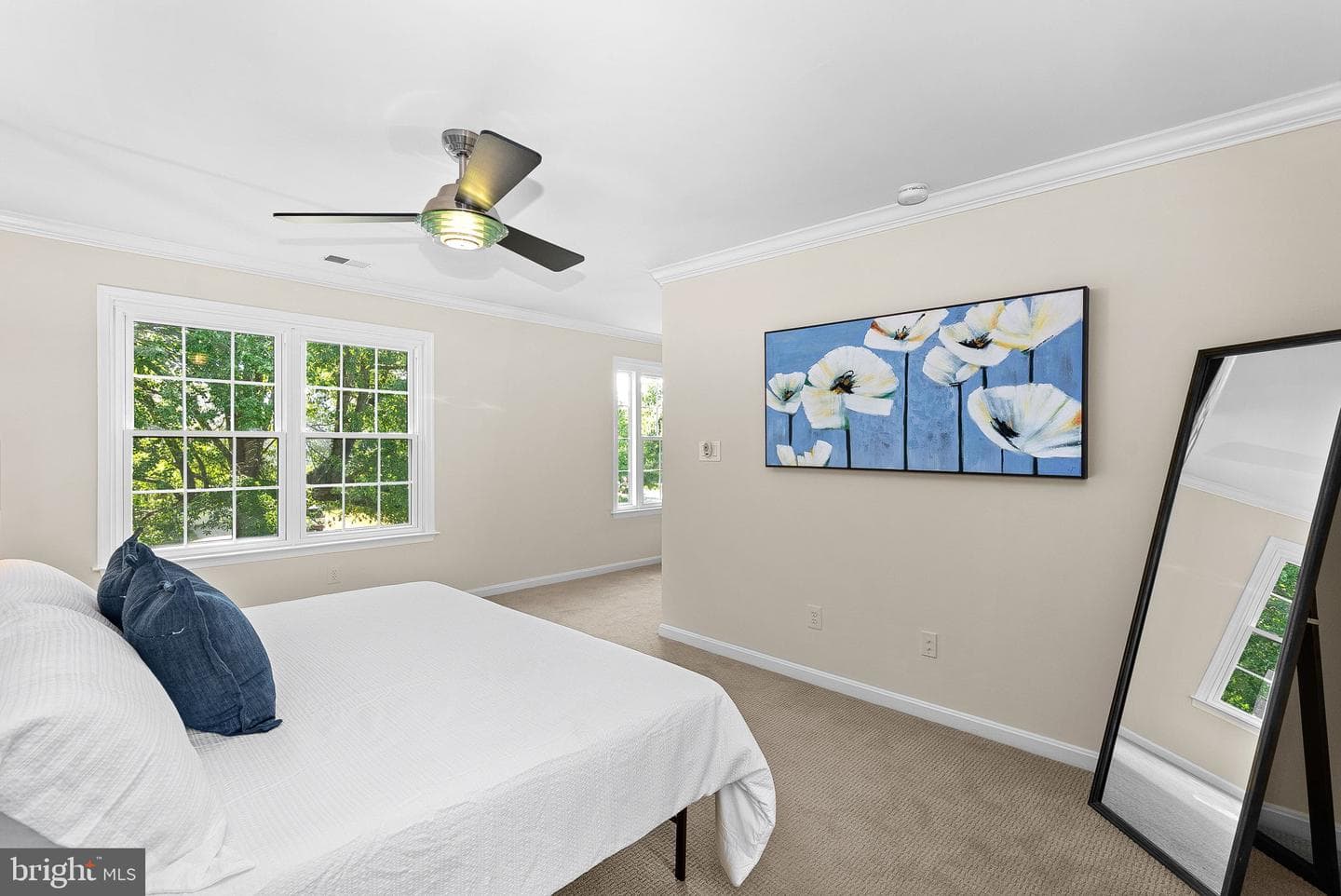 5570 Village Center Drive photo 36
