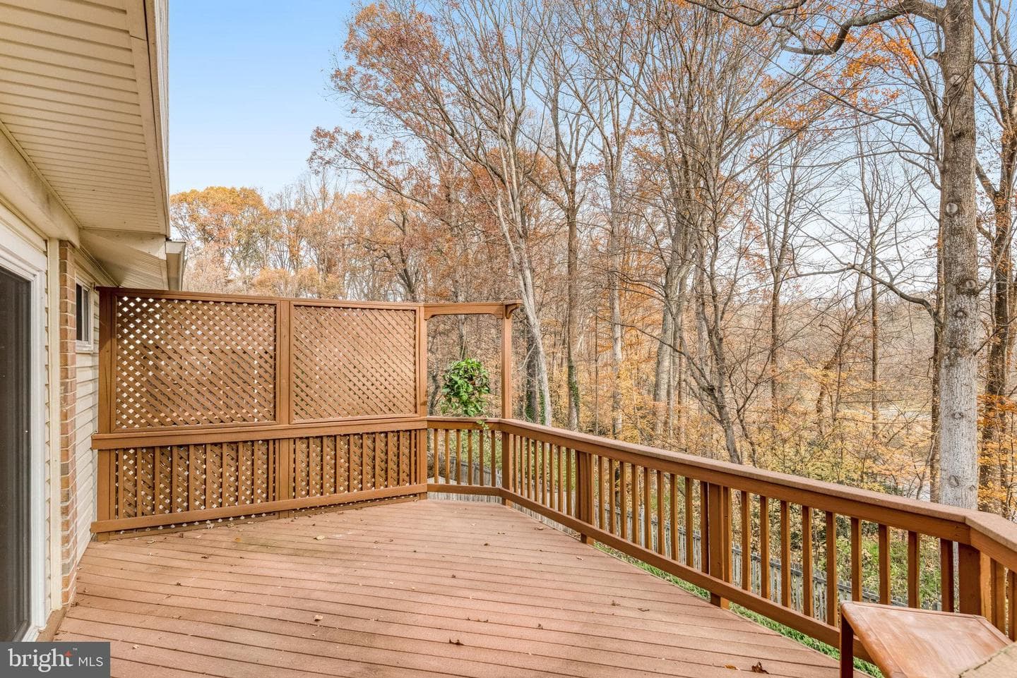 5370 Gainsborough Drive photo 26