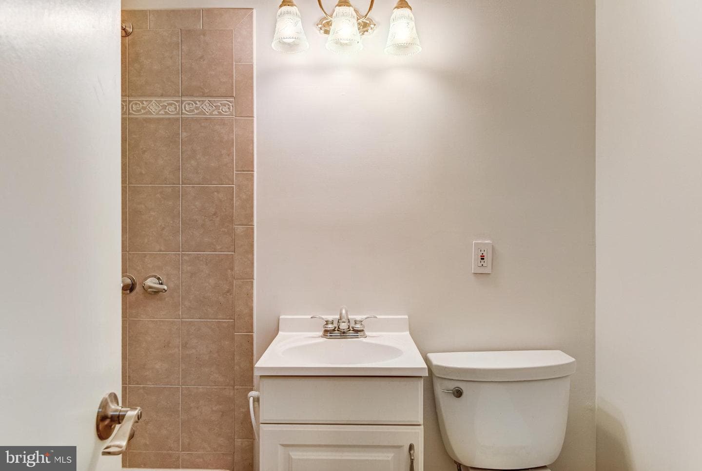 5370 Gainsborough Drive photo 27
