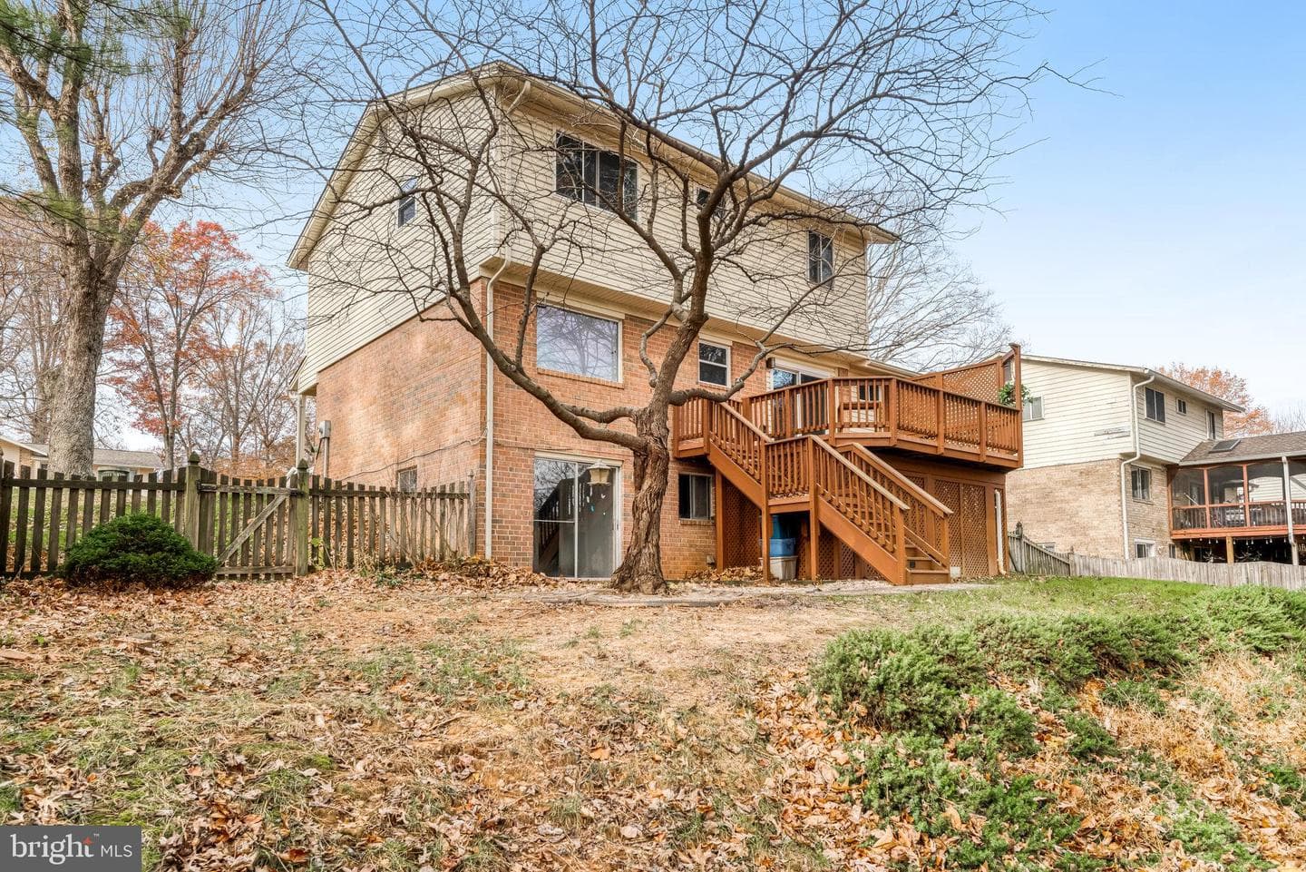 5370 Gainsborough Drive photo 30
