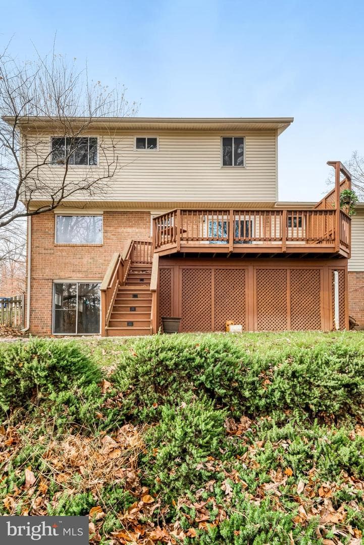 5370 Gainsborough Drive photo 32