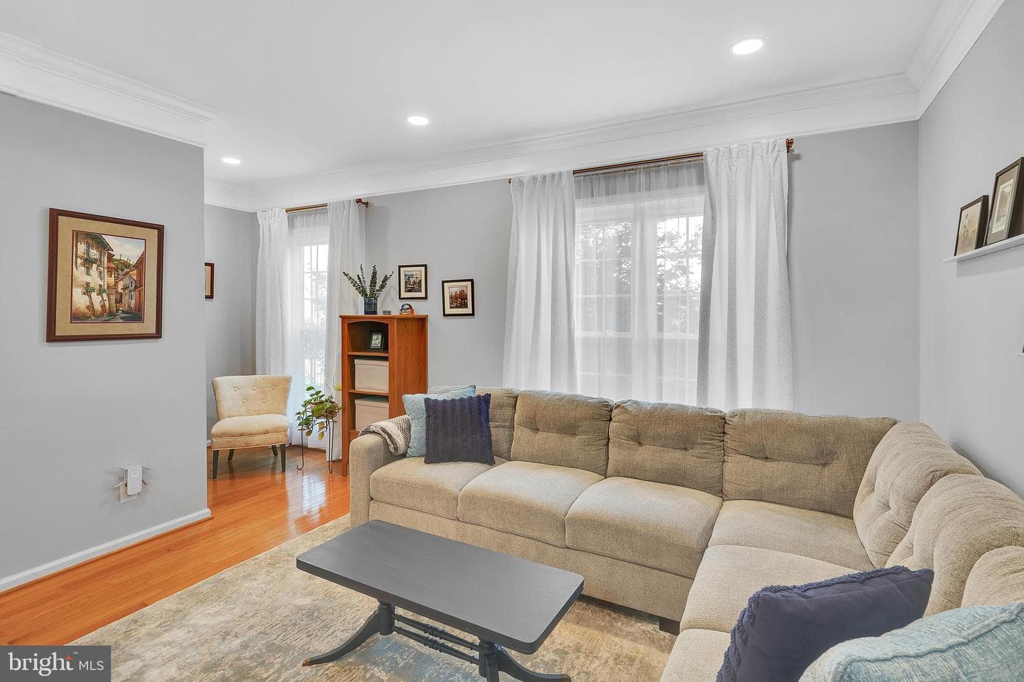 5263 Broadwing Place photo 3