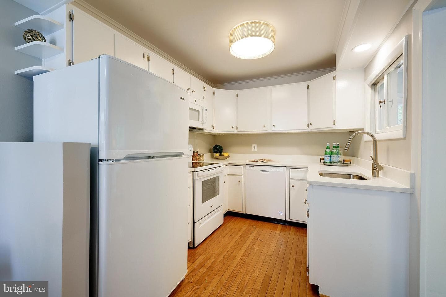 2908 Madison Place photo 11