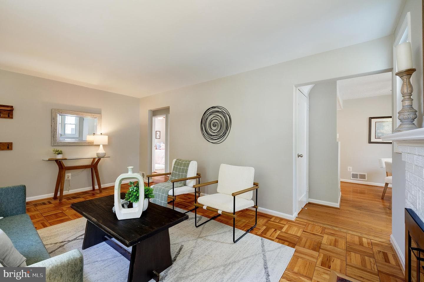 2908 Madison Place photo 7