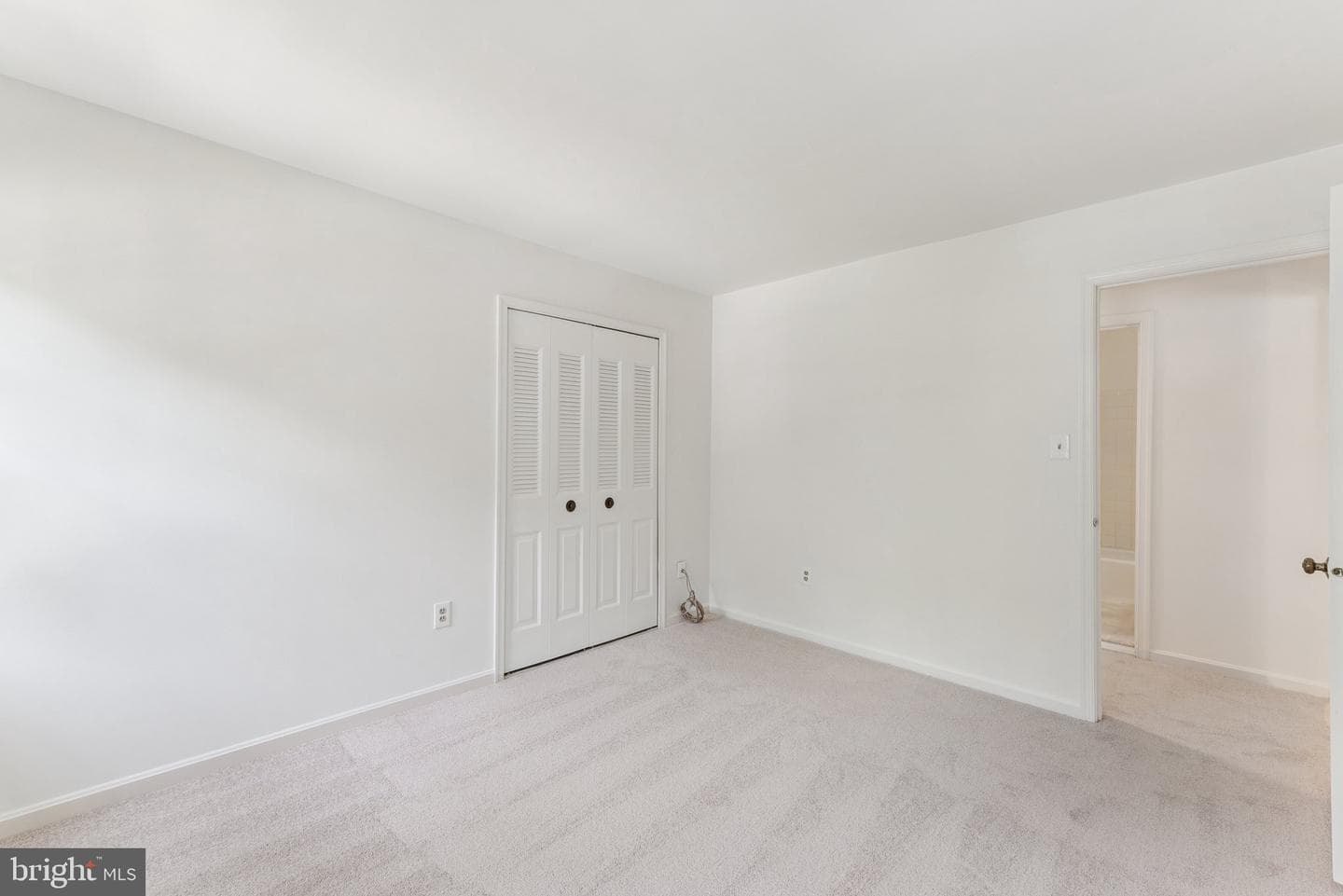 7633 Chancellor Way photo 22