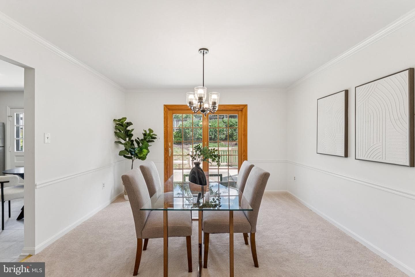 7633 Chancellor Way photo 9