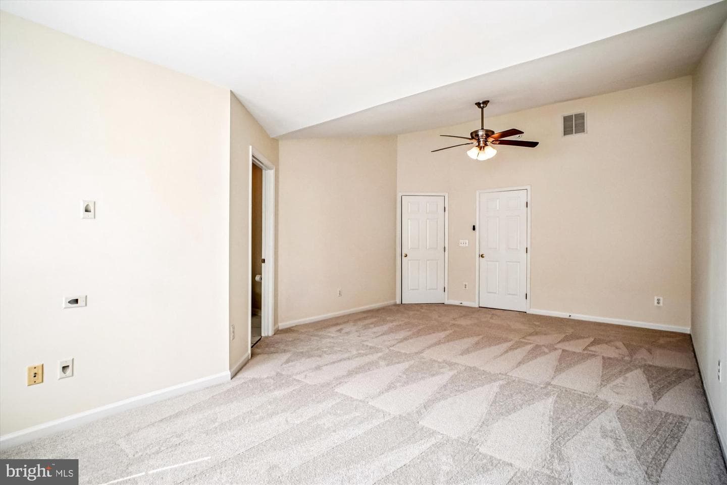 7851 Dogue Indian Circle photo 25