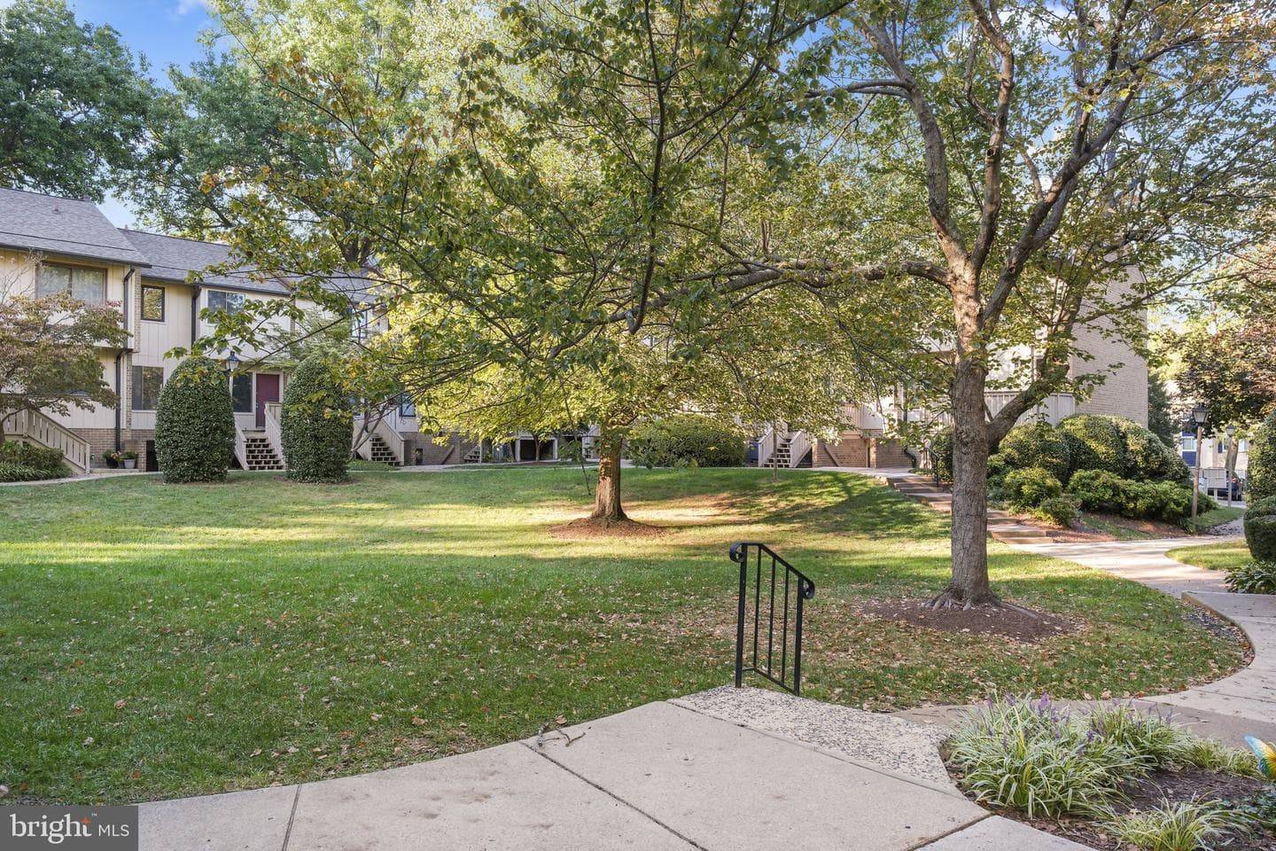 2592 Glengyle Drive #116 photo 21