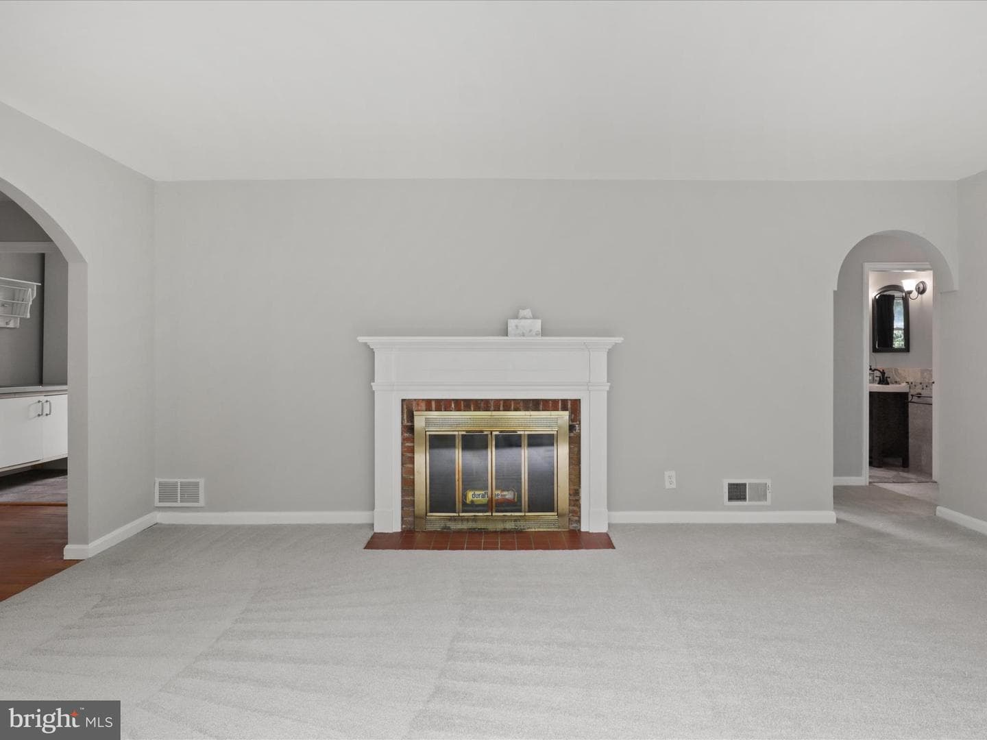 7533 Hollindale photo 21
