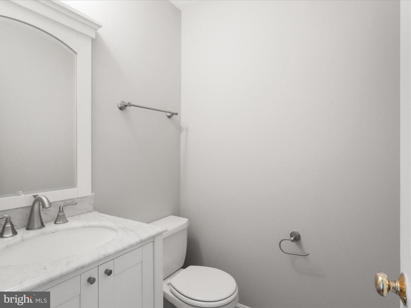 7533 Hollindale photo 41