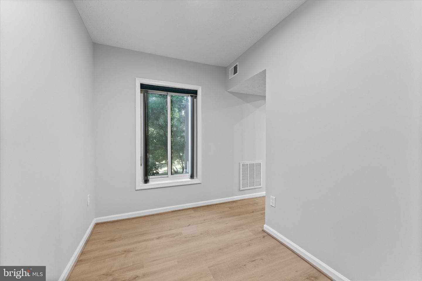 2245 Hunters Run Drive photo 15