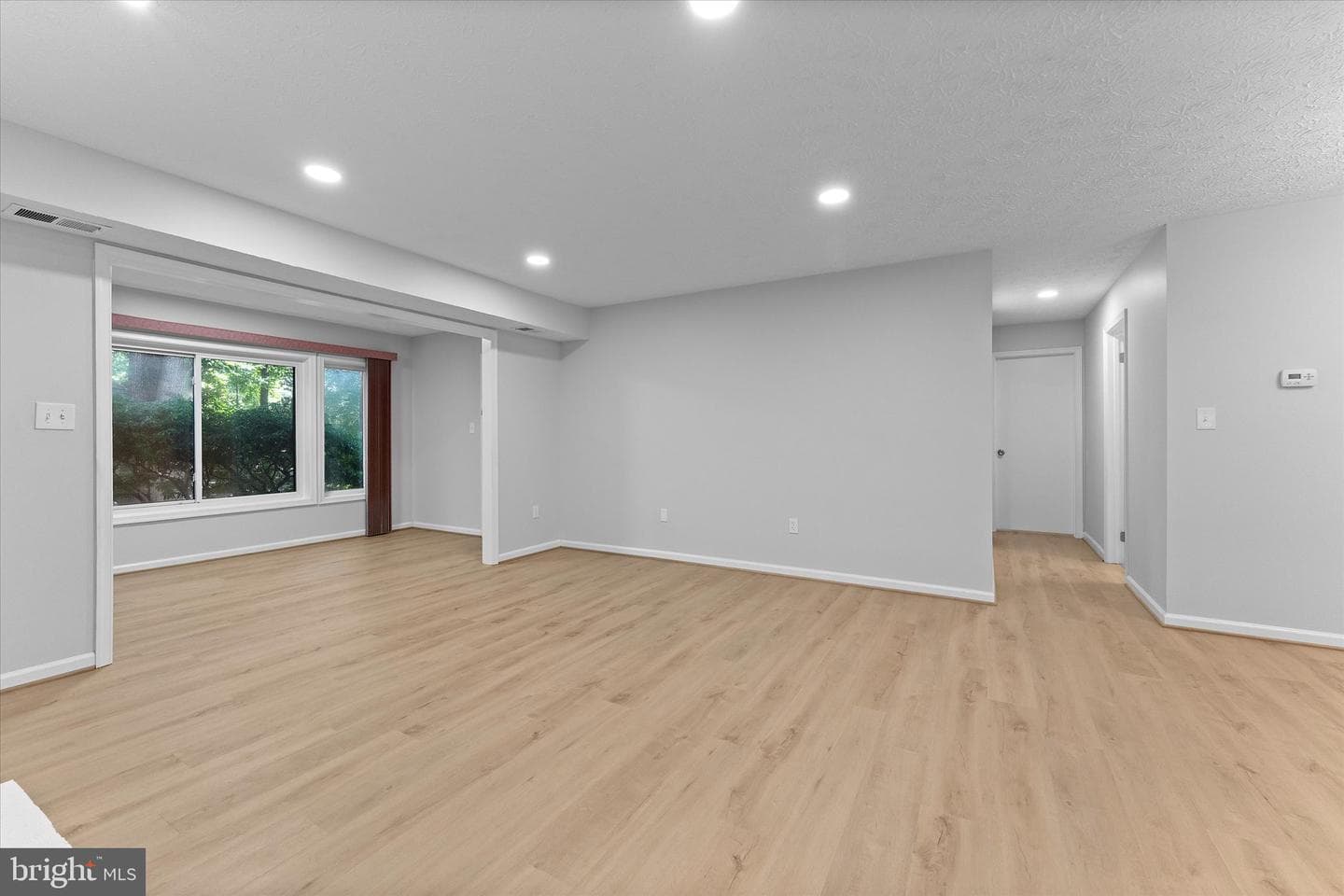 2245 Hunters Run Drive photo 7