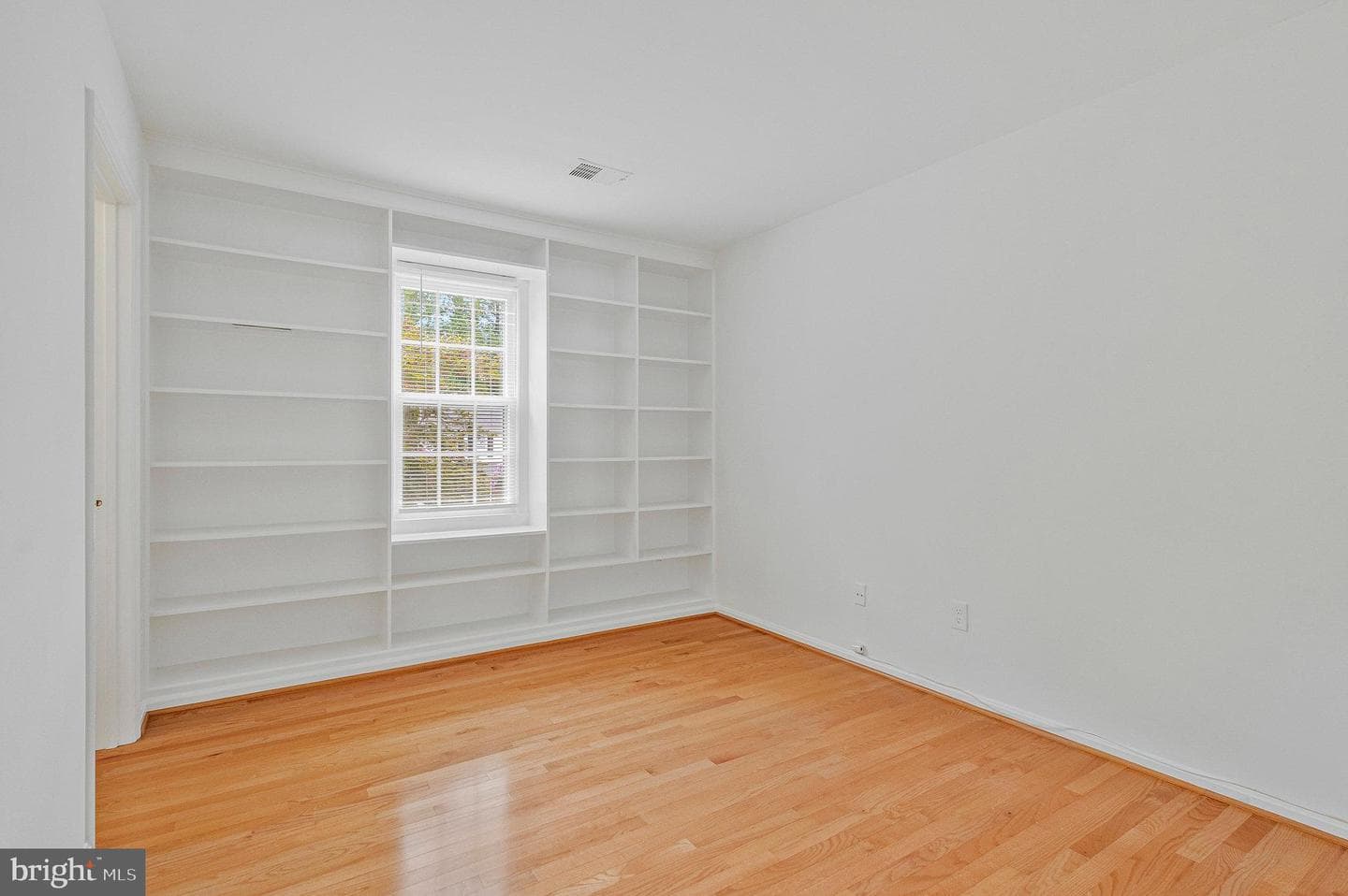 5216 Dunleigh Drive photo 30
