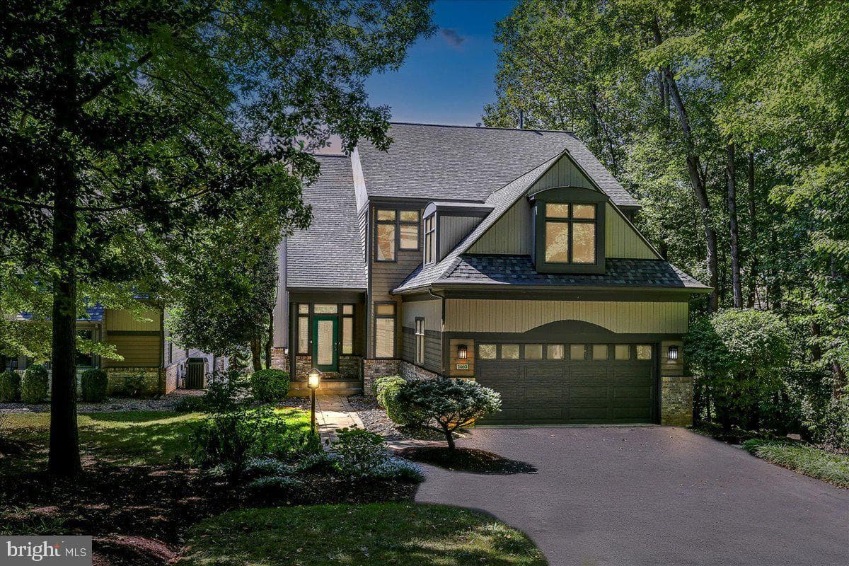 1460 Waterfront Road photo 1