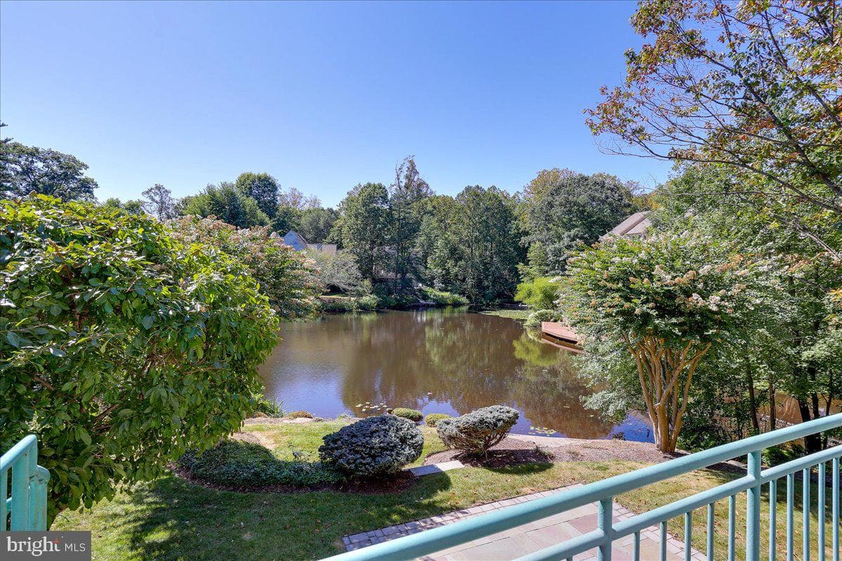 1460 Waterfront Road photo 3