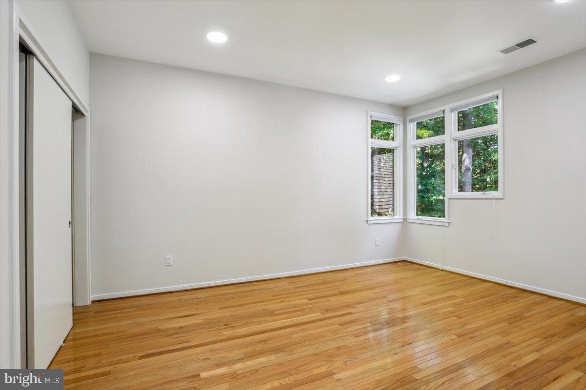 1460 Waterfront Road photo 33