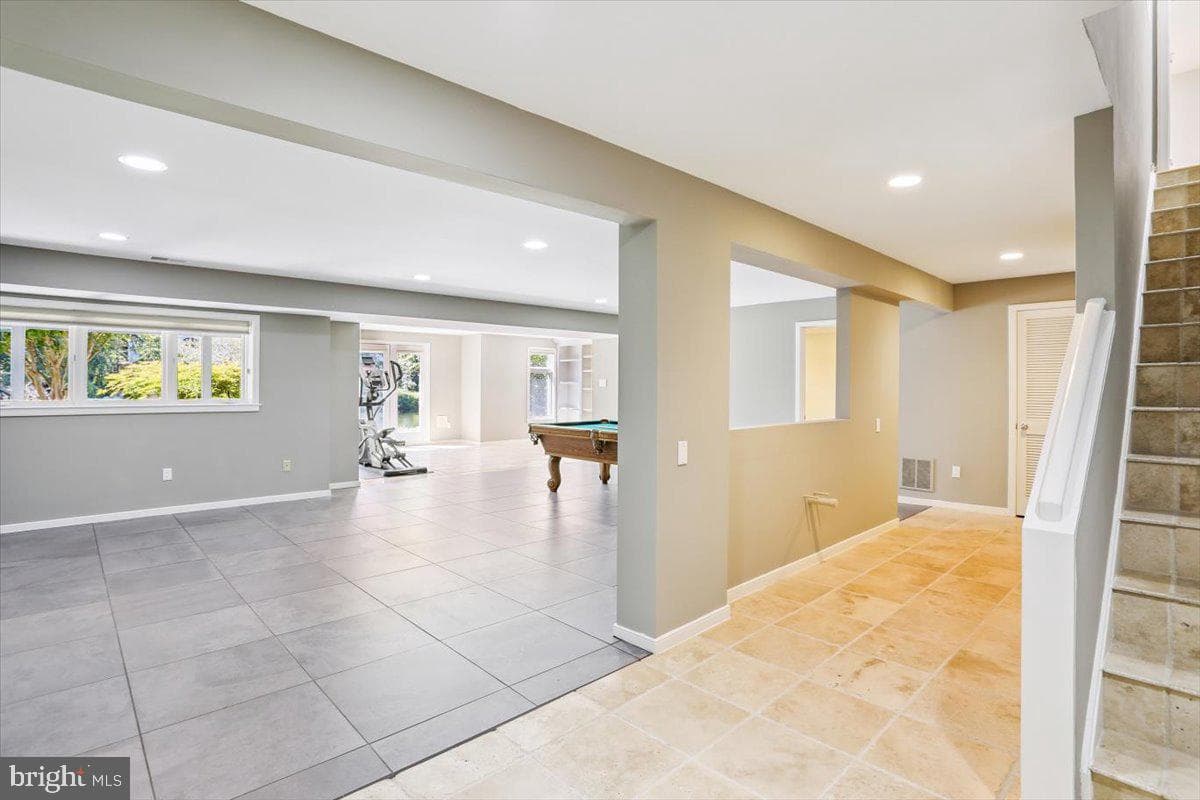 1460 Waterfront Road photo 38