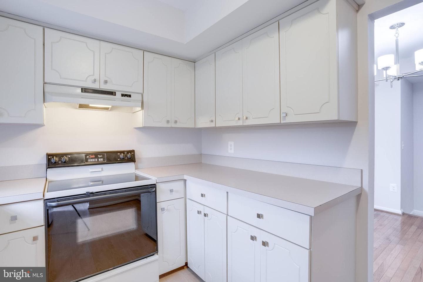 4548 Garbo Court photo 10