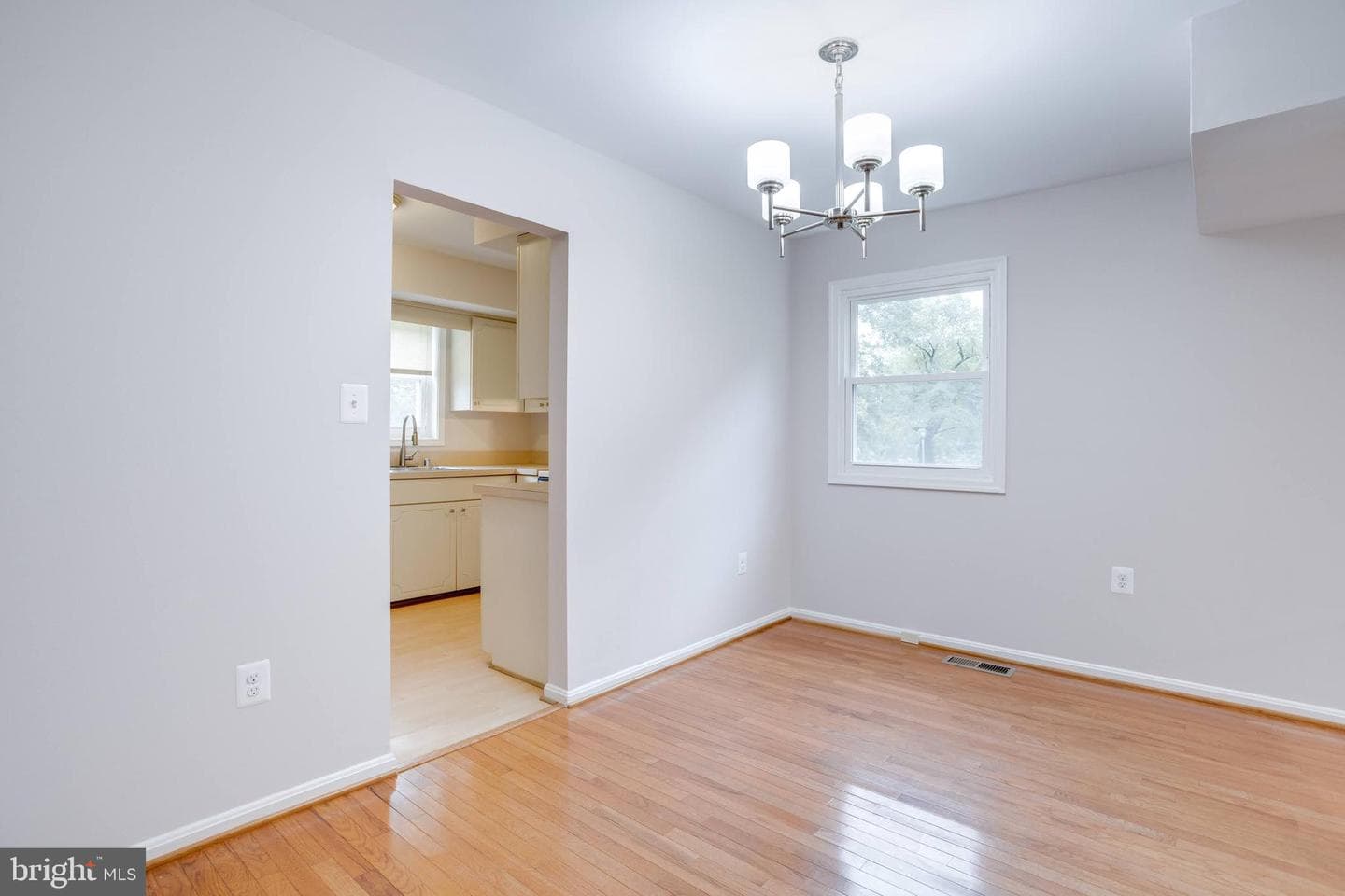 4548 Garbo Court photo 14