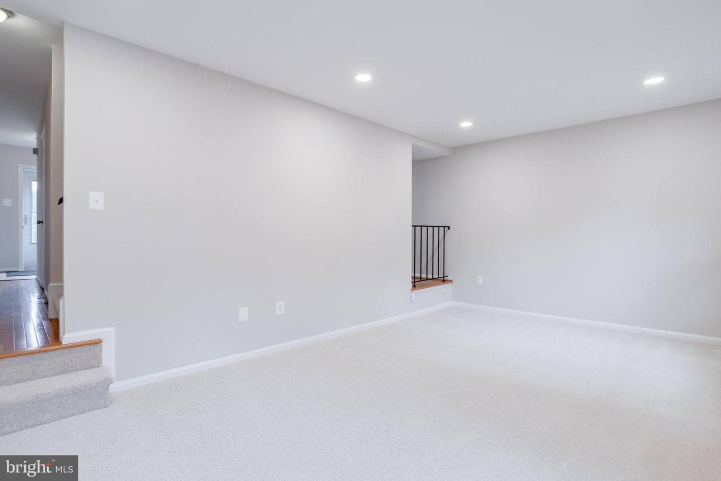4548 Garbo Court photo 19