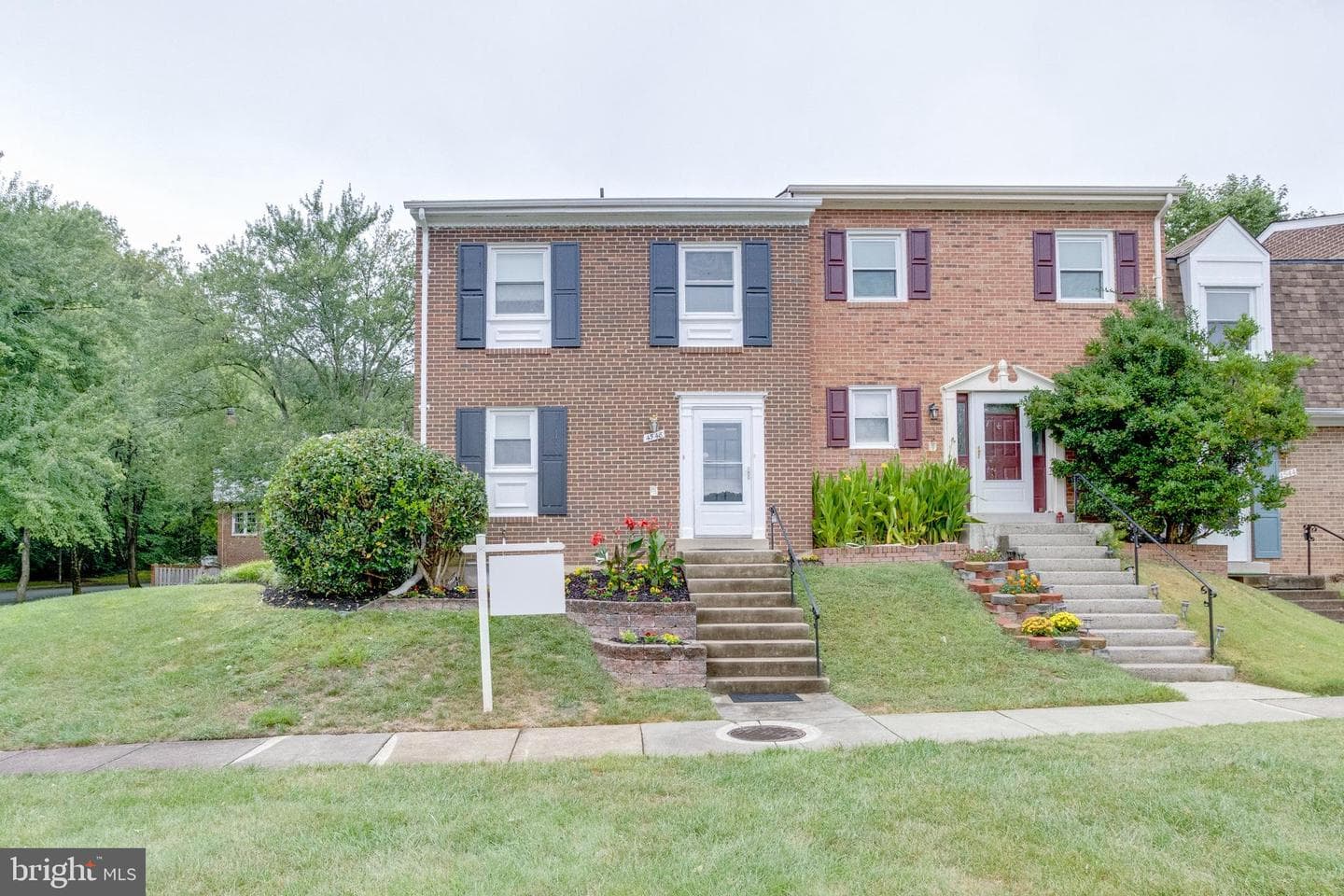 4548 Garbo Court photo 2