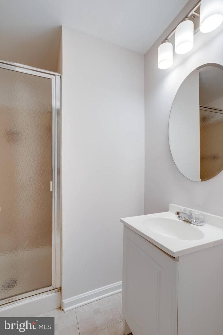 4548 Garbo Court photo 33