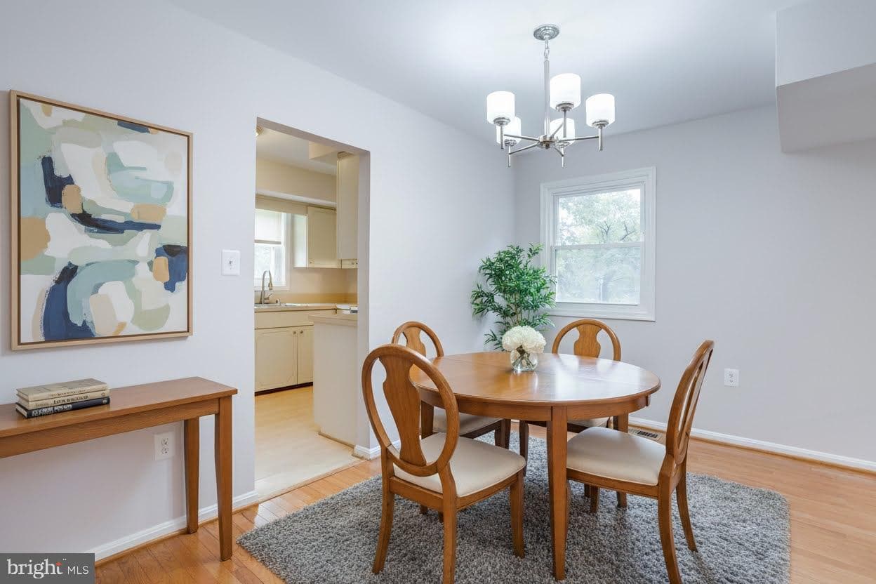 4548 Garbo Court photo 5