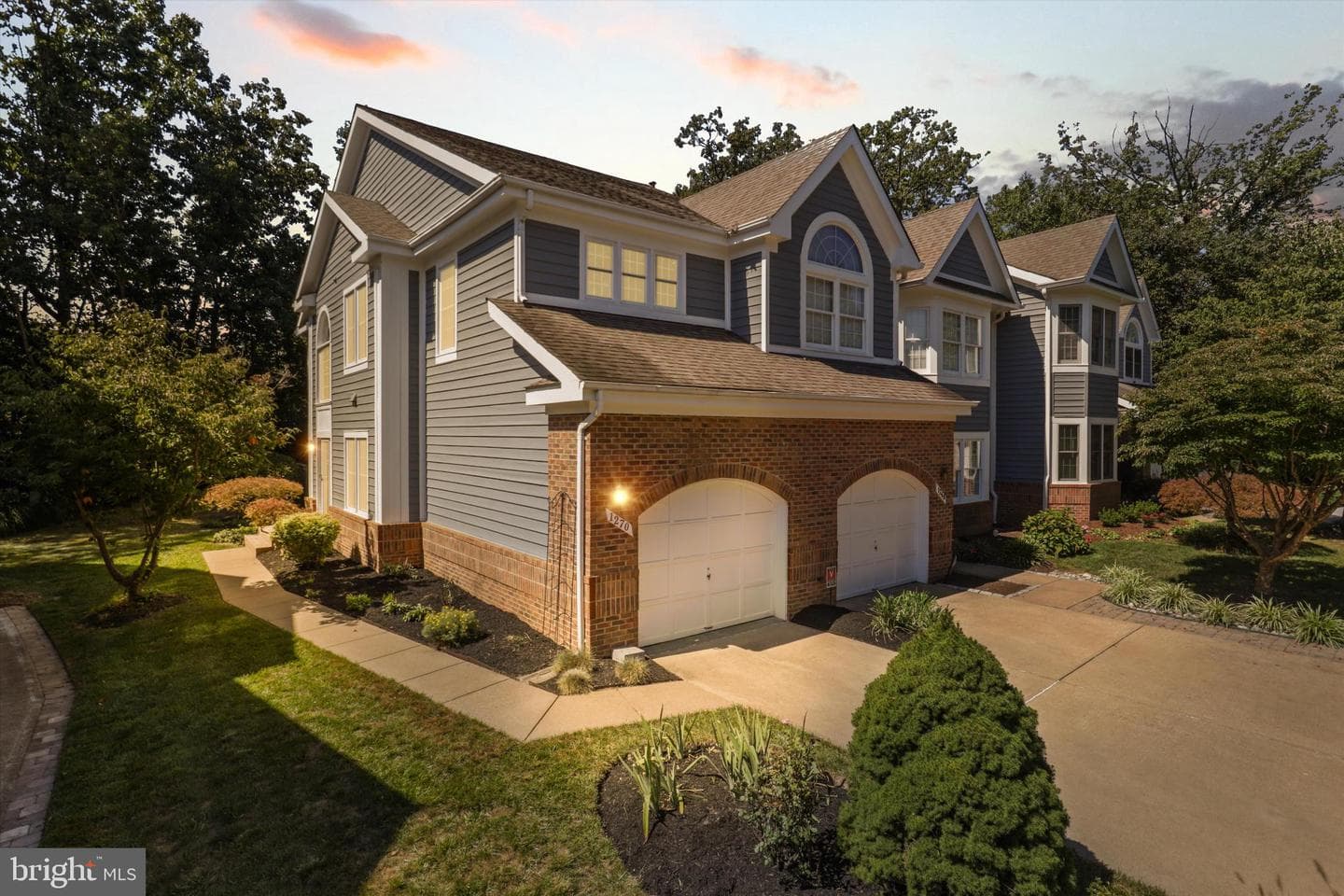 1270 Woodbrook Court photo 3