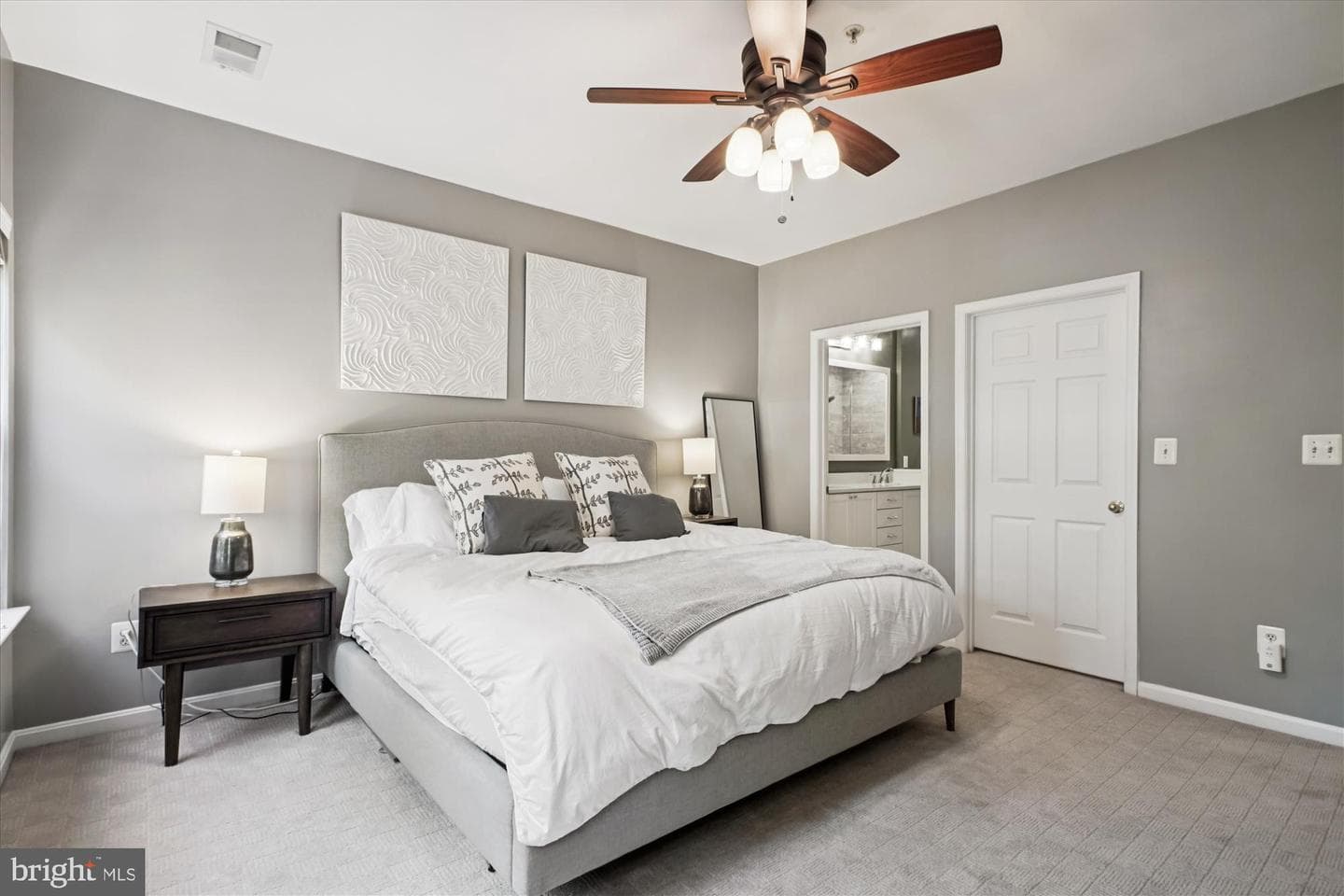 2663 Manhattan Place #310 photo 14