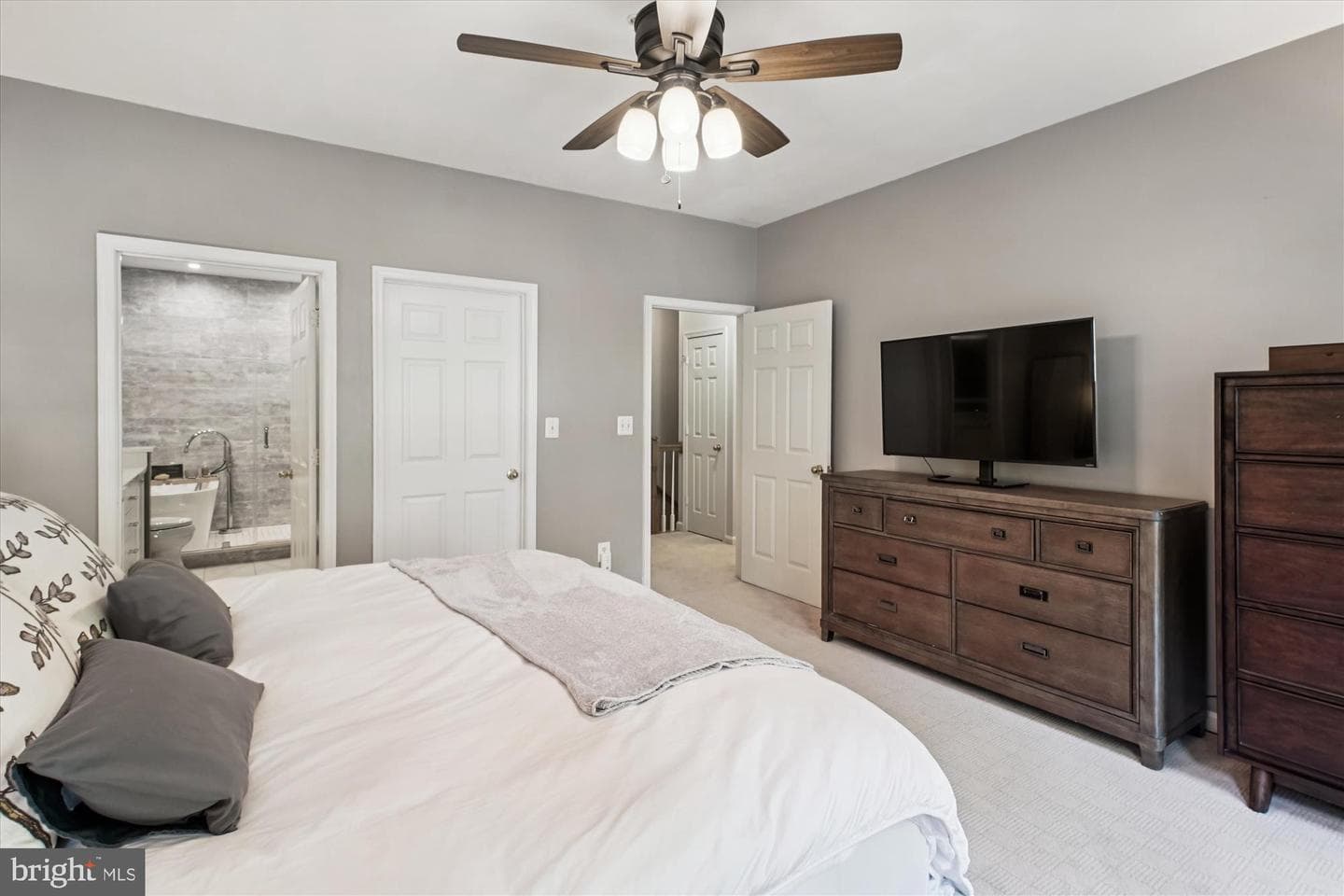 2663 Manhattan Place #310 photo 15