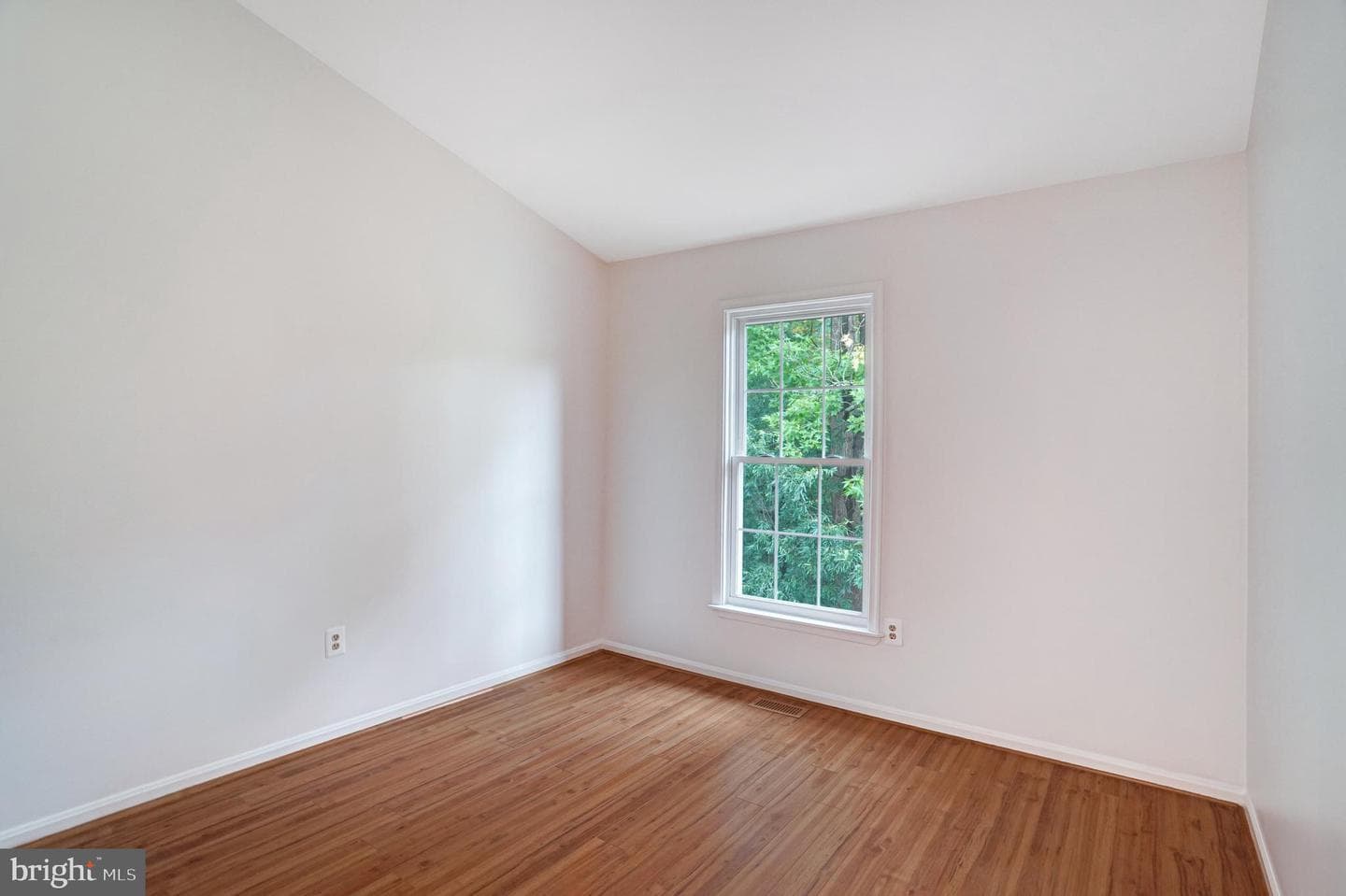 5910 Woodfield Estates Drive photo 23