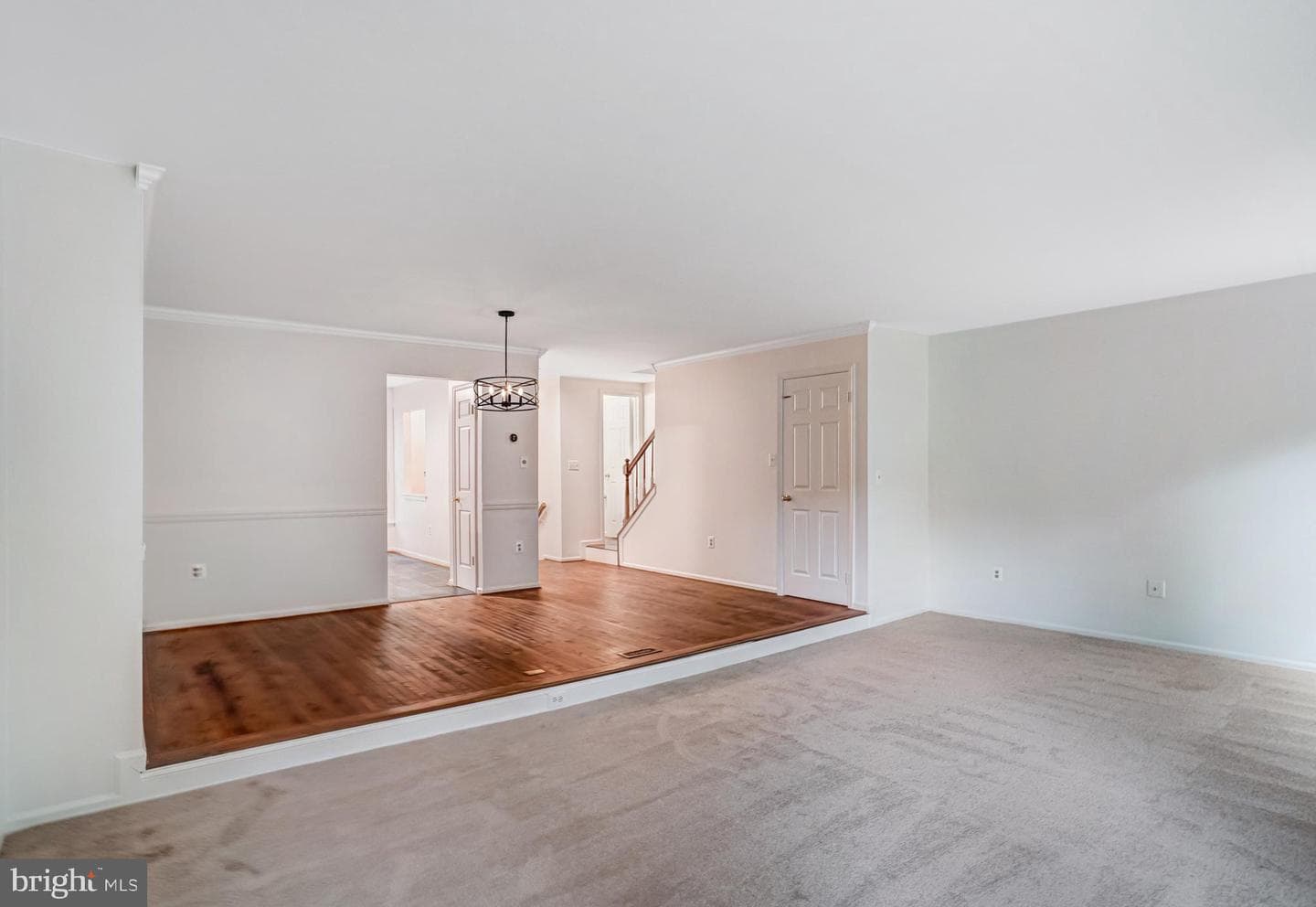 5910 Woodfield Estates Drive photo 4
