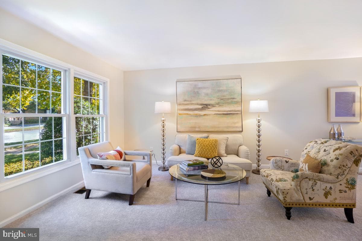 8345 Forrester Boulevard photo 4