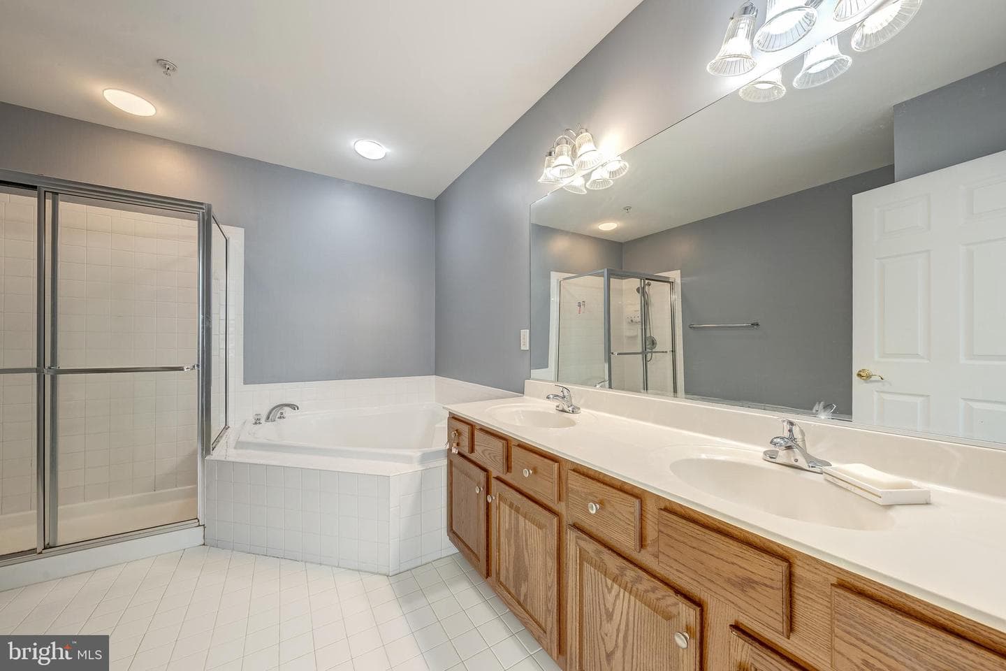 4628 Battenburg Lane photo 27