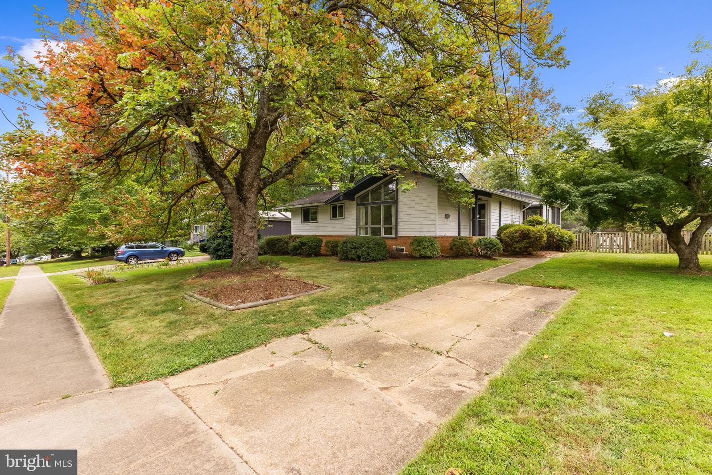 8517 Marquette photo 2