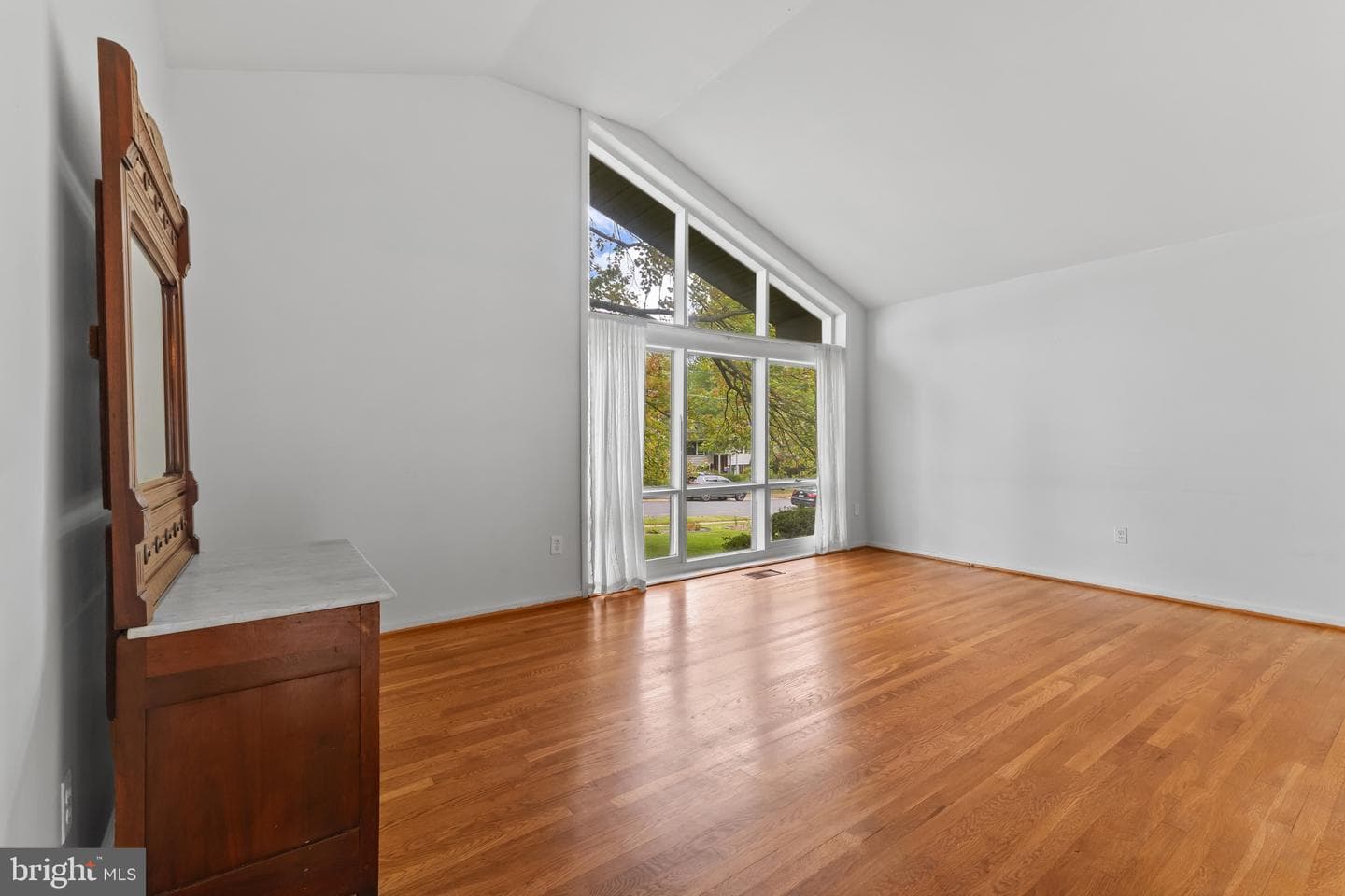 8517 Marquette photo 7